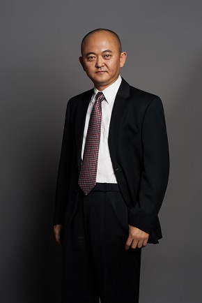领军人物：李思明