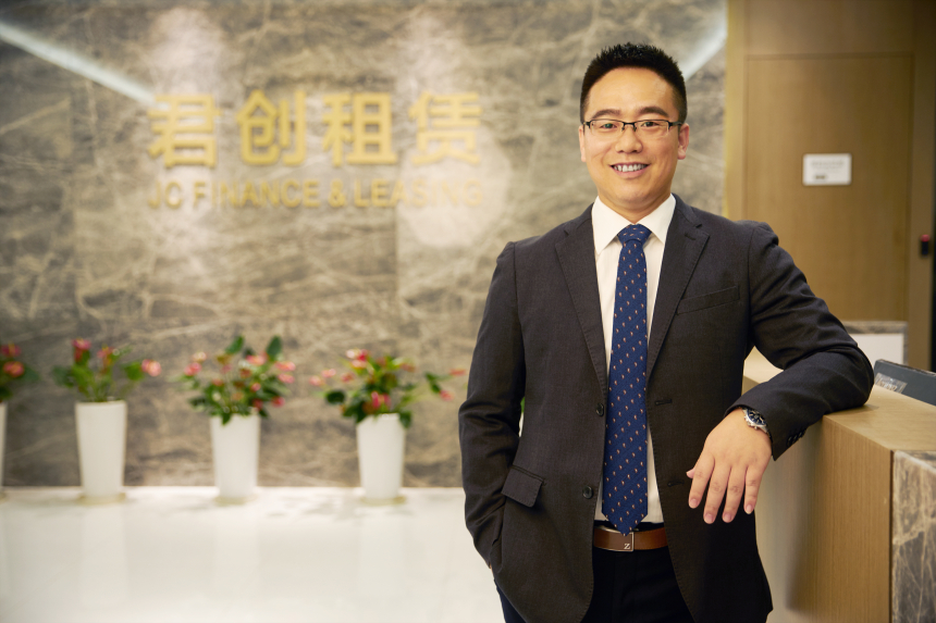李岩修片xiao_副本.jpg
