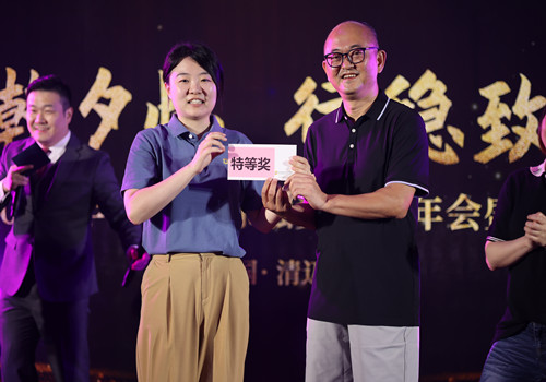 PIEW0159_副本.jpg PIEW0159_副本.jpg